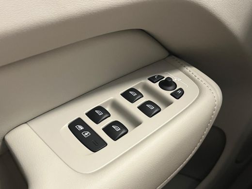 Volvo  XC60 T6 Plug-in hybrid AWD Ultra Bright | Apple Carplay/Android Auto|telefoonintegratie premium | Audi... ActivLease financial lease