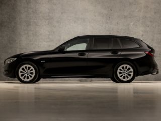 BMW 3 Serie Touring 320e High Executive 204Pk Automaat (APPLE CARPLAY, GROOT NAVI, COGNAC LEDER, TREKHAAK ELE...