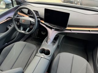 CUPRA Tavascan 77kWh 286pk Essential | Dodehoeksensoren | 15'' infotainment | Winter Pack