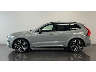 Volvo  XC60 T6 Plug-in hybrid AWD Ultra Black Edition | 22 inch velgen | Achterbank verwarmd | Apple Carplay/...