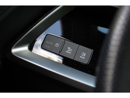 Audi A3 Limousine 30 TFSI S-LINE | NL-AUTO! | 1 EIGENAAR | CAMERA | ADAPTIVE CRUISE | PARK SENS V+A | LAN... ActivLease financial lease
