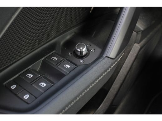 Audi A3 Limousine 30 TFSI S-LINE | NL-AUTO! | 1 EIGENAAR | CAMERA | ADAPTIVE CRUISE | PARK SENS V+A | LAN... ActivLease financial lease