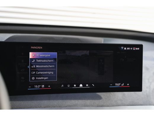 BMW iX xDrive45 M Sport / Panoramadak / Trekhaak / Soft-Close / Stoelventilatie / Parking Assisant Profe... ActivLease financial lease