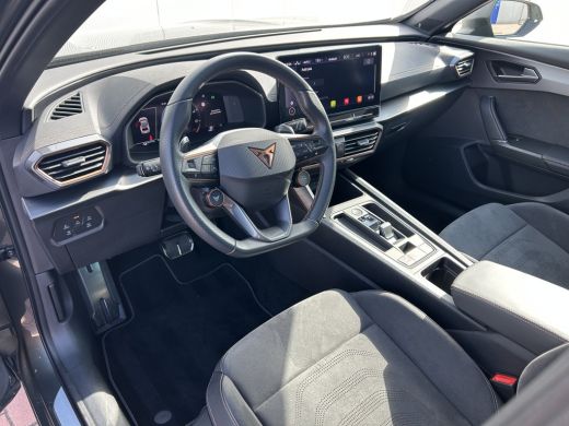 CUPRA Formentor 1.4 e-Hybrid VZ 245pk Tribe Edition | Pano | Brembo ActivLease financial lease