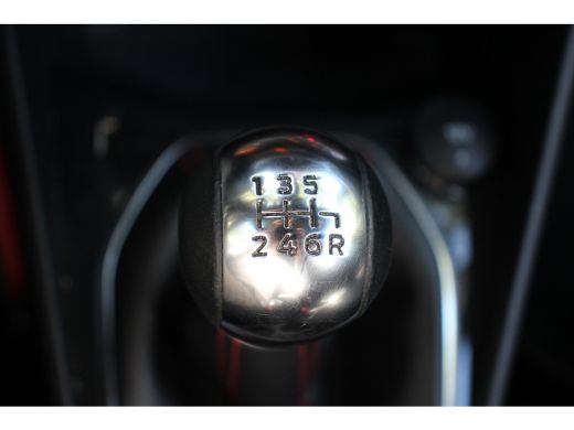 Ford Fiesta 1.0EB ST-Line | NL-AUTO! | 1 EIGENAAR | WINTERPACK | PARK SENS | LED | CRUISE | NAVI CLIMA | 17" LMV ActivLease financial lease