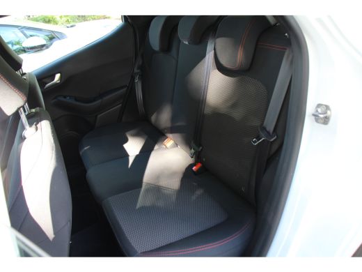 Ford Fiesta 1.0EB ST-Line | NL-AUTO! | 1 EIGENAAR | WINTERPACK | PARK SENS | LED | CRUISE | NAVI CLIMA | 17" LMV ActivLease financial lease