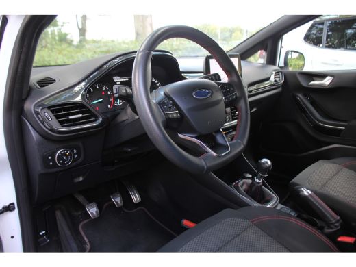 Ford Fiesta 1.0EB ST-Line | NL-AUTO! | 1 EIGENAAR | WINTERPACK | PARK SENS | LED | CRUISE | NAVI CLIMA | 17" LMV ActivLease financial lease