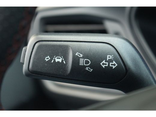 Ford Focus Focus 1.0 EcoB Hybrid ST Line Sync-4 Groot Navi | Camera | Winterpakket | Carplay | Climate | Key... ActivLease financial lease