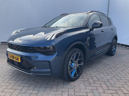 Lynk & Co 01 1.5 Plug-in Adapt.Cruise Carplay 360° Pano.dak DAB Vol opties ActivLease financial lease