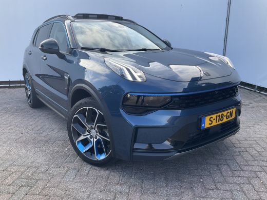 Lynk & Co 01 1.5 Plug-in Adapt.Cruise Carplay 360° Pano.dak DAB Vol opties ActivLease financial lease