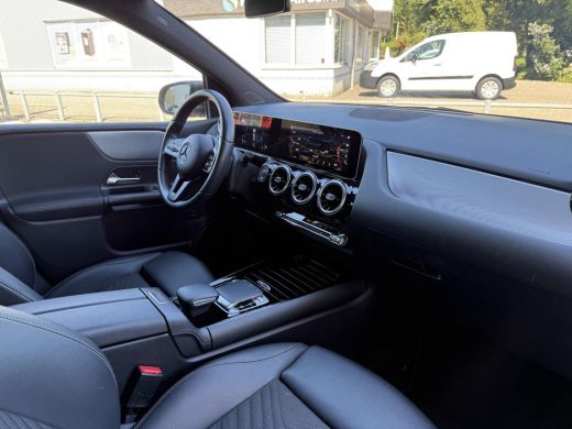 Mercedes-Benz B-Klasse 180 Aut. Style Advantage | LED | Navi | LMV | ActivLease financial lease