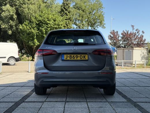 Mercedes-Benz B-Klasse 180 Aut. Style Advantage | LED | Navi | LMV | ActivLease financial lease