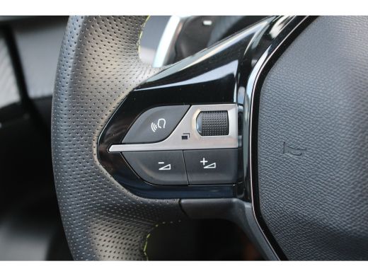 Peugeot 2008 1.2 Hybrid 136 GT | Automaat | Navigatie | Camera | Adaptieve cruise control | Mild Hybrid | BTW | ActivLease financial lease