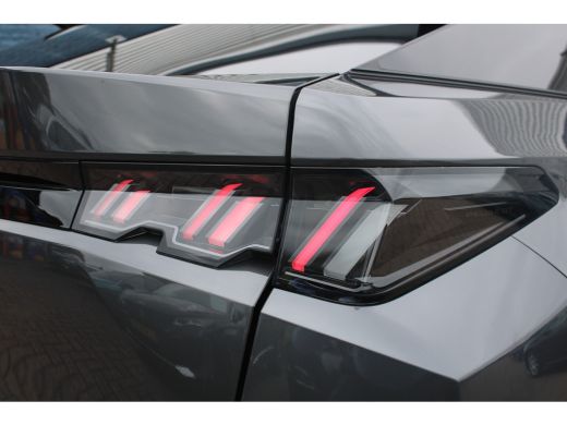 Peugeot 3008 1.2 Hybrid 136 Allure | Automaat | Navigatie | Camera | Nieuw model | Mild Hybrid | 24.000km | ActivLease financial lease