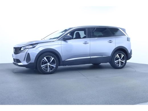 Peugeot 5008 1.2 PureTech GT Camera | Voorstoelen Verwarmd | Elek. Acherklep | 18" Lichtmetaal | Adaptieve Cru... ActivLease financial lease