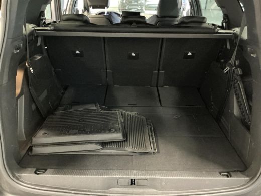 Peugeot 5008 1.2 PureTech GT Camera | Voorstoelen Verwarmd | Elek. Acherklep | 18" Lichtmetaal | Adaptieve Cru... ActivLease financial lease