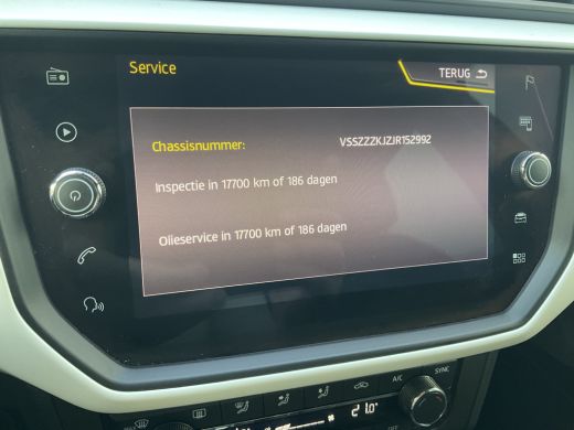 Seat Arona 1.0 TSI Automaat Xcellence Carplay Trekhaak Stoelverw. Business Intense ActivLease financial lease