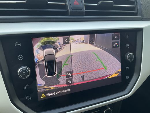Seat Arona 1.0 TSI Automaat Xcellence Carplay Trekhaak Stoelverw. Business Intense ActivLease financial lease