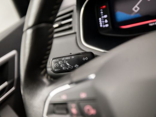 Seat Ibiza 1.0 TSI Excellence FR Sport (VIRTUAL COCKPIT, APPLE CARPLAY, GROOT NAVI, LEDER, KEYLESS, BEATS AU... ActivLease financial lease