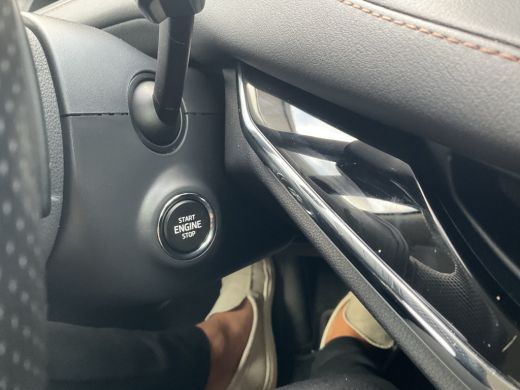 Skoda Enyaq iV 80 First Edition Stoelverw v+A Trekhaak Warmtepomp Vol opties ActivLease financial lease