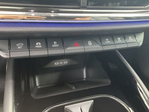 Skoda Enyaq iV 80 First Edition Stoelverw v+A Trekhaak Warmtepomp Vol opties ActivLease financial lease