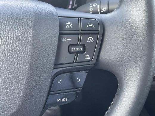 Toyota C-HR 1.8 Hybrid 140 Active **TREKHAAK/ NAVIGATIE/ ADAPTIVE CRUISE CONTROL/ 36 MAANDEN GARANTIE** ActivLease financial lease