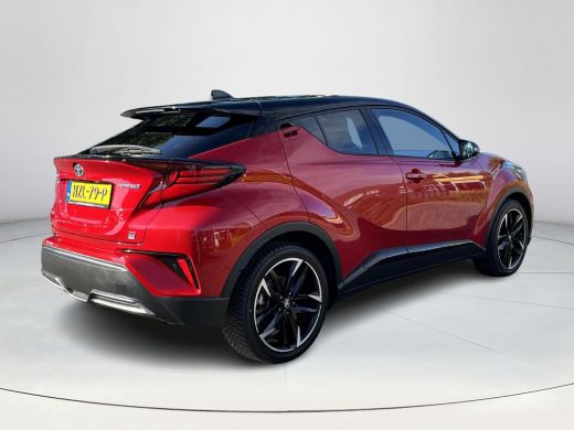 Toyota C-HR 2.0 Hybrid Business GR-Sport | Stoel- + stuurverwarming | Parkeersensoren | Navigatie | LED kopla... ActivLease financial lease