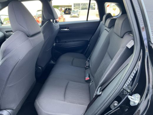 Toyota Corolla Cross Hybrid 200 Style AWD + Premium Pack ActivLease financial lease