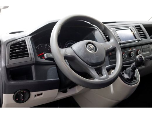 Volkswagen Transporter 2.0 TSI 150pk Benzine L2H3 Trendline Airco/Camera/Camper? BPM-VRIJ 03-2019 ActivLease financial lease