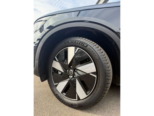 Volvo  XC40 252PK Extended Range Plus 82 kWh | Trekhaak | Stoel&Stuur Verw. | Adap Cruise. | Blis | Warmtepomp ActivLease financial lease