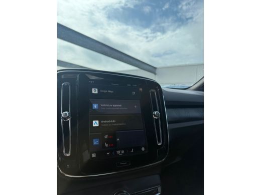 Volvo  XC40 252PK Extended Range Plus 82 kWh | Trekhaak | Stoel&Stuur Verw. | Adap Cruise. | Blis | Warmtepomp ActivLease financial lease