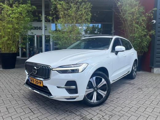 Volvo XC60 2.0 T6 Plug-in hybrid AWD Essential Edition Bright | Panoramadak | Camera | Stuur/stoelverwarming... Volvo XC60 2.0 T6 Plug-in hybrid AWD Essential Edition Bright | Panoramadak | Camera | Stuur/stoelverwarming...