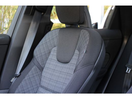 Volvo  XC60 2.0 T6 Plug-in hybrid AWD Essential Edition Bright | Panoramadak | Camera | Stuur/stoelverwarming... ActivLease financial lease