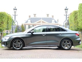 Audi A3 Limousine 30 TFSI S-LINE | NL-AUTO! | 1 EIGENAAR | CAMERA | ADAPTIVE CRUISE | PARK SENS V+A | LAN...