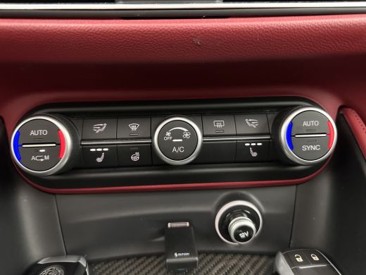 Alfa Romeo Stelvio 2.9 V6 AWD Quadrifoglio (INCL-BTW) Aut. *PANO | LEATHER-ALCANTARA | XENON | ADAPTIVE-CRUISE | BLI... ActivLease financial lease