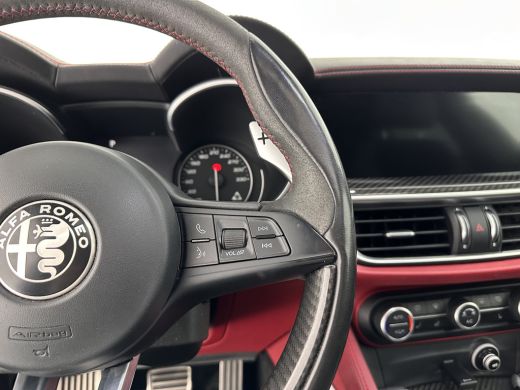 Alfa Romeo Stelvio 2.9 V6 AWD Quadrifoglio (INCL-BTW) Aut. *PANO | LEATHER-ALCANTARA | XENON | ADAPTIVE-CRUISE | BLI... ActivLease financial lease