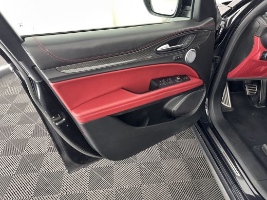 Alfa Romeo Stelvio 2.9 V6 AWD Quadrifoglio (INCL-BTW) Aut. *PANO | LEATHER-ALCANTARA | XENON | ADAPTIVE-CRUISE | BLI... ActivLease financial lease