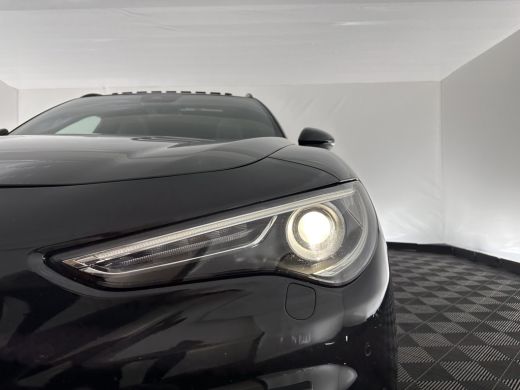 Alfa Romeo Stelvio 2.9 V6 AWD Quadrifoglio (INCL-BTW) Aut. *PANO | LEATHER-ALCANTARA | XENON | ADAPTIVE-CRUISE | BLI... ActivLease financial lease