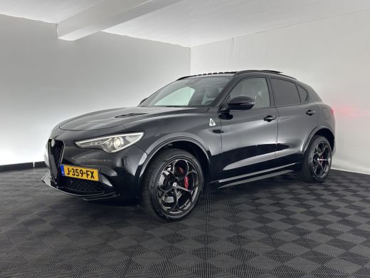 Alfa Romeo Stelvio 2.9 V6 AWD Quadrifoglio (INCL-BTW) Aut. *PANO | LEATHER-ALCANTARA | XENON | ADAPTIVE-CRUISE | BLI... ActivLease financial lease