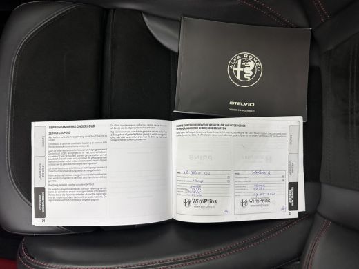 Alfa Romeo Stelvio 2.9 V6 AWD Quadrifoglio (INCL-BTW) Aut. *PANO | LEATHER-ALCANTARA | XENON | ADAPTIVE-CRUISE | BLI... ActivLease financial lease