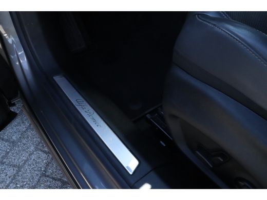 Alfa Romeo Tonale 1.5T Hybrid Edizione Speciale | Adaptieve Cruise | Harman & Kardon | Stoelventilatie | Camera | M... ActivLease financial lease