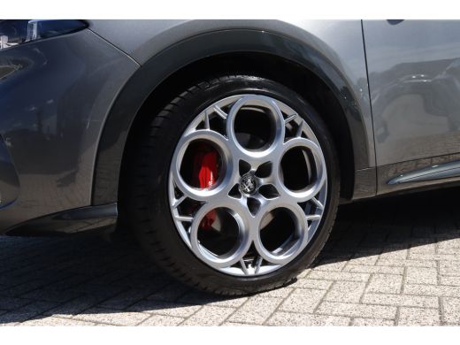 Alfa Romeo Tonale 1.5T Hybrid Edizione Speciale | Adaptieve Cruise | Harman & Kardon | Stoelventilatie | Camera | M... ActivLease financial lease
