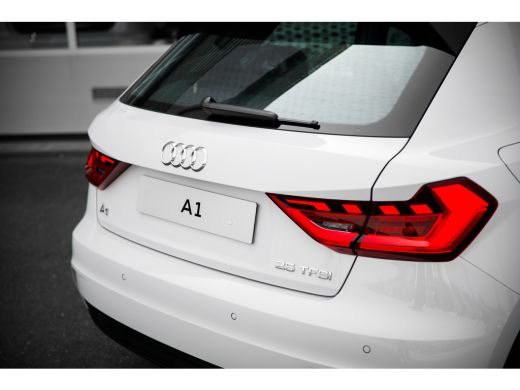Audi A1 Sportback Sportback Advanced edition | Airconditioning 2-zone | Audi smartphone interface | Audi virtual co... ActivLease financial lease