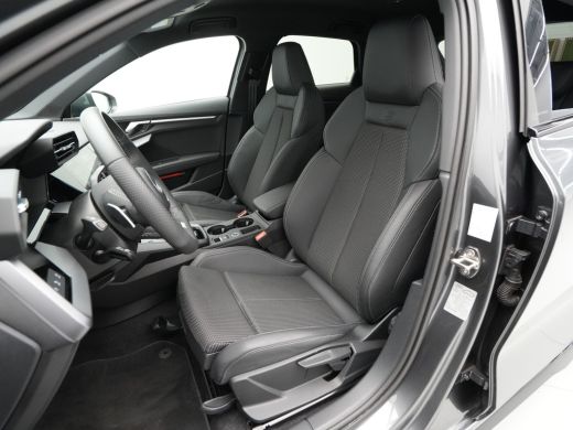 Audi A3 Sportback 30 TFSI 110pk S-Tronic S-Line edition Navigatie Carplay Pdc Led 61 ActivLease financial lease