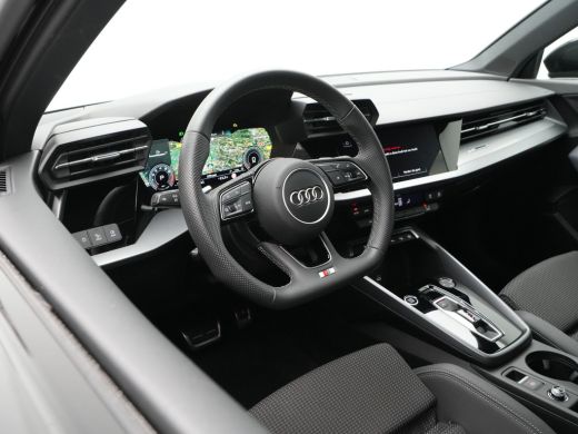 Audi A3 Sportback 30 TFSI 116 pk S-tronic S edition Navi, PDC, Led, Privacy glas 30 ActivLease financial lease