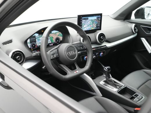 Audi Q2 35 TFSI 150 pk S-Tronic S Edition Optiek zwart, Matrix led, Navi, Climatronic 84 ActivLease financial lease