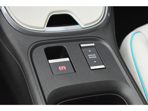Fiat 600 La Prima 54 kWh | Vol-Leder | Elektr. Achterklep | Navigatie | Stoelverwarming | Draadloos Apple ... ActivLease financial lease