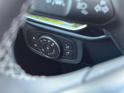 Ford Fiesta 1.0 Titanium | Stoelverwarming | Cruise Control | Apple Carplay | Navigatie ActivLease financial lease