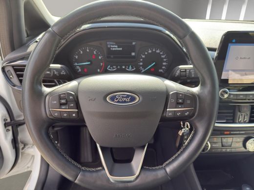 Ford Fiesta 1.1 Trend 5Drs Airco | 75PK |Stuur en Stoelverwarming | Apple / Android | Airco / Klimaatregeling | ActivLease financial lease