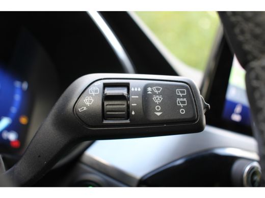Ford Kuga 1.5EB Titanium | NL-AUTO! | 1 EIGENAAR | PANODAK | DELER OH! | CAMERA | PARK SENS V+A | LANE ASSI... ActivLease financial lease